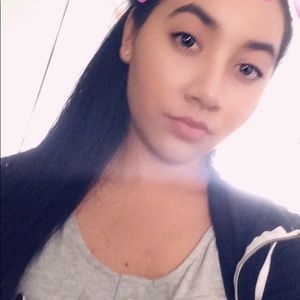 Meet your Posher, Jazmin